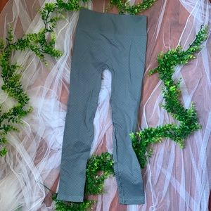 Yoga leggings ✈️